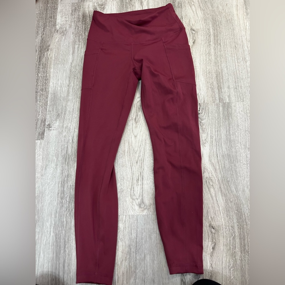 maroon leggings in XS